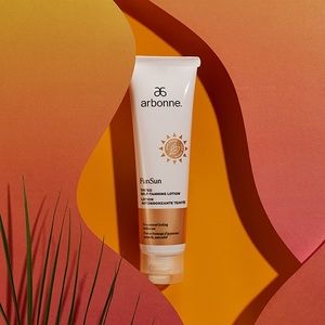 NWT Arbonne Fun sun vegan self tanning lotion- 5fl oz